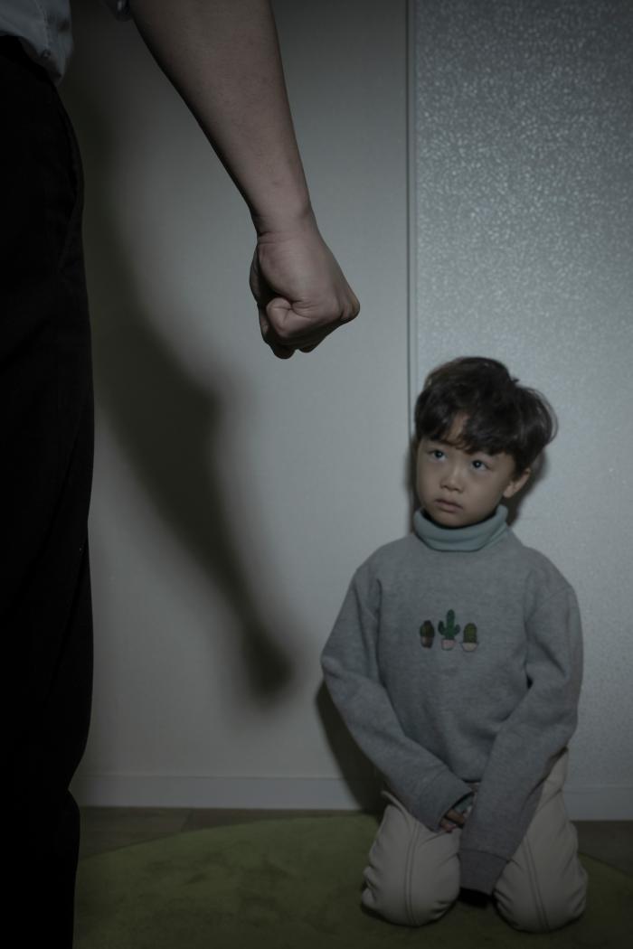 ‘친형이냐, 아버지냐’…의붓아들 살해사건, 뒤집히는 진술 속 ‘진실 공방’ 기사 이미지