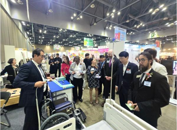 경상원, ‘2025 경기도 소공인 박람회’ 성황리 개최…소공인 해외 진출 지원 강화 기사 이미지