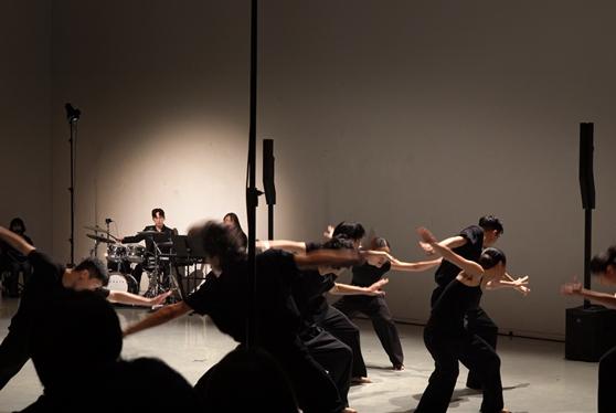 (재)인천문화재단, “몸이 연주하고 음악이 춤춘다”'셀라', 트라이보울 12월 공연 기사 이미지