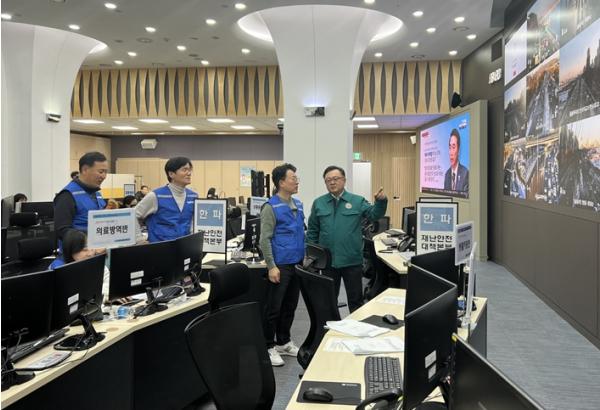 서울시, 대중교통 증차 및 잔설‧결빙 제거 등 총력 대응 기사 이미지