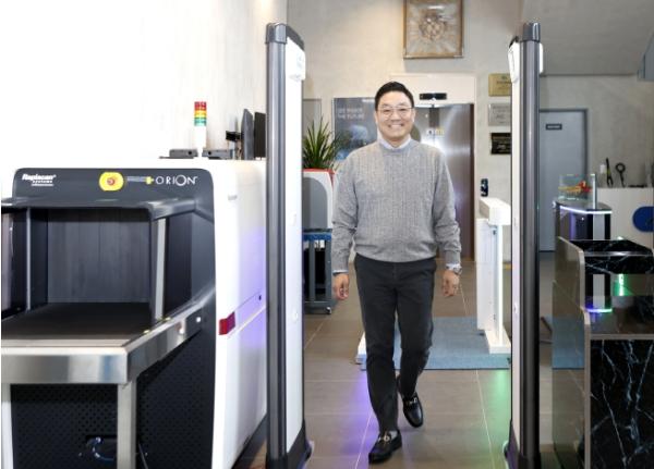 근무시간 줄어도 생산성 올라 … 경기도 주 4.5일제, ‘두 마리 토끼’를 잡다 기사 이미지