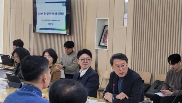 경기도, 경기북부 용수·전력 문제 해결위한 대책회의 열어 기사 이미지