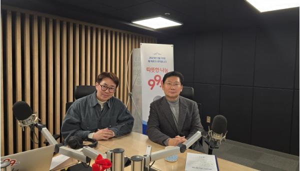 이상일 용인특례시장 “용인 반도체 프로젝트 용수와 전력공급 계획을 신속하게 실행하는 것이 국가의 미래와 반도체산업 발전 위한 정부의 책임이자 윤리” 기사 이미지