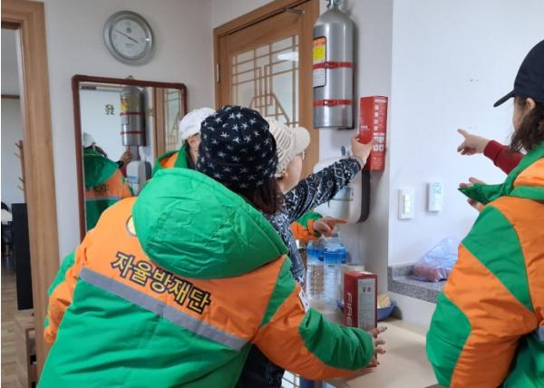 양주시·지역자율방재단, 강추위 대비 한파쉼터 안전점검 실시 기사 이미지