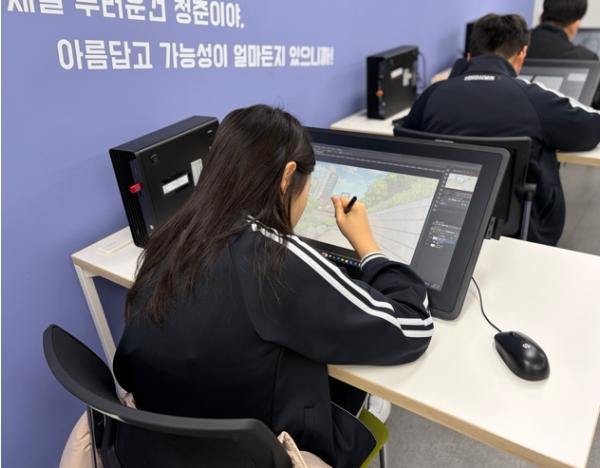 동대문 ‘와락’, 4년 연속 교육청 우수 평가…청소년 진로 나침반 됐다