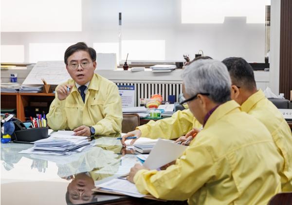 진교훈 강서구청장, ‘비상경제 대응체계’ 발맞춰 에너지 절약 총력