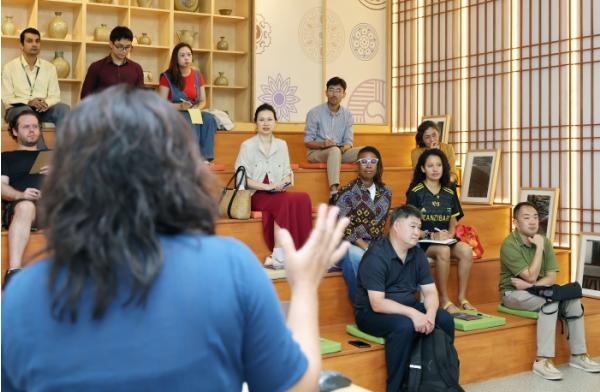인천경제청, IFEZ 외국인 안전한 주거 정착 지원…맞춤형 공개강좌 개최