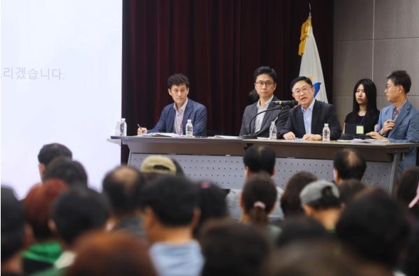 금천구 '데이터센터 건축 허가 시 주민의견 고려'